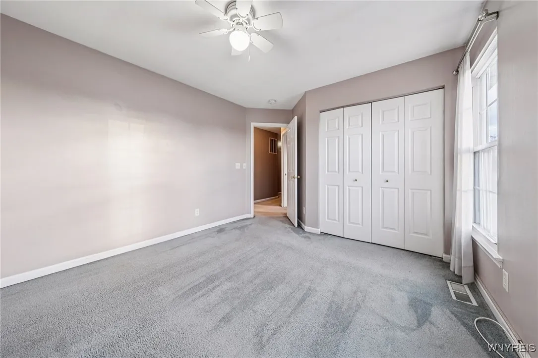 6023 Shoreham Drive, Hamburg, New York 14085, Hamburg, New York 14085, 4 Bedrooms Bedrooms, 7 Rooms Rooms,1 BathroomBathrooms,Residential,For Sale,6023 Shoreham Drive, Hamburg, New York 14085,0,B1648644