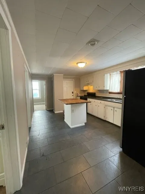 113 Greenwood Place, Buffalo, New York 14213, Buffalo, New York 14213, 3 Bedrooms Bedrooms, 7 Rooms Rooms,1 BathroomBathrooms,Residential Lease,For Rent,113 Greenwood Place, Buffalo, New York 14213,0,B1649378