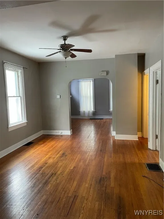 113 Greenwood Place, Buffalo, New York 14213, Buffalo, New York 14213, 3 Bedrooms Bedrooms, 7 Rooms Rooms,1 BathroomBathrooms,Residential Lease,For Rent,113 Greenwood Place, Buffalo, New York 14213,0,B1649378