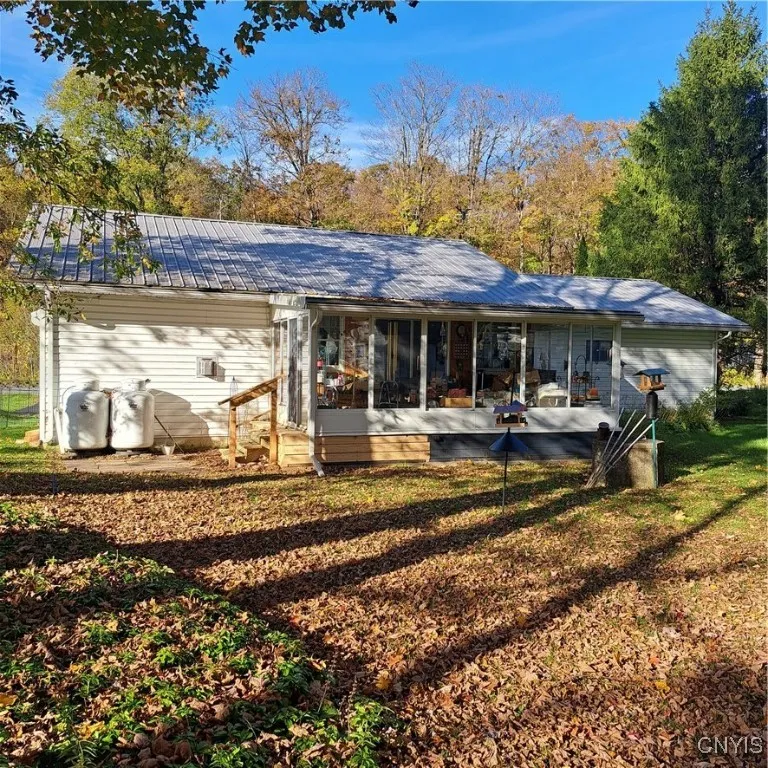 4574 Lee Center Taberg Road, Annsville, New York 1, Annsville, New York 13471, 2 Bedrooms Bedrooms, 9 Rooms Rooms,2 BathroomsBathrooms,Residential,For Sale,4574 Lee Center Taberg Road, Annsville, New York 1,0,S1644089