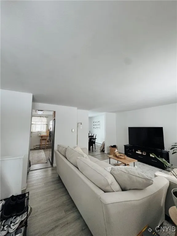 3671 Gaskin Road, Clay, New York 13027, Clay, New York 13027, 3 Bedrooms Bedrooms, 7 Rooms Rooms,1 BathroomBathrooms,Residential Lease,For Rent,3671 Gaskin Road, Clay, New York 13027,0,S1649371