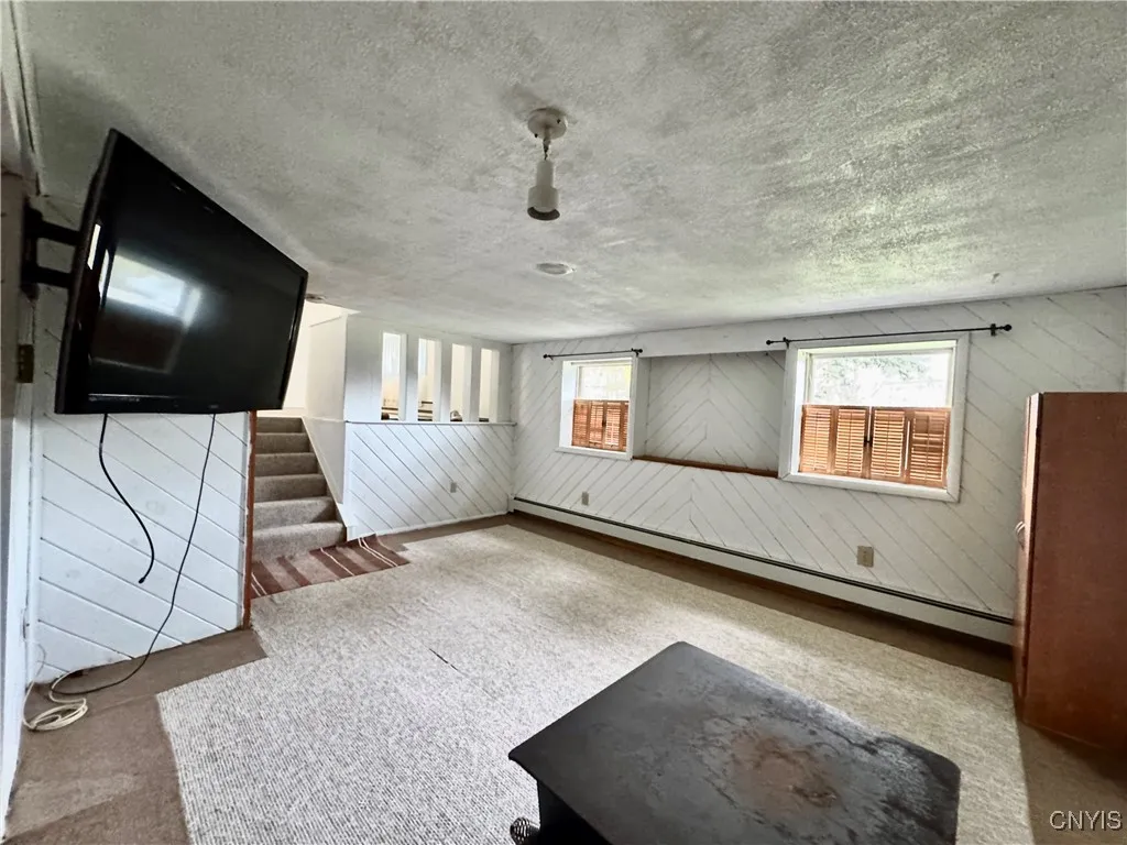 3671 Gaskin Road, Clay, New York 13027, Clay, New York 13027, 3 Bedrooms Bedrooms, 7 Rooms Rooms,1 BathroomBathrooms,Residential Lease,For Rent,3671 Gaskin Road, Clay, New York 13027,0,S1649371