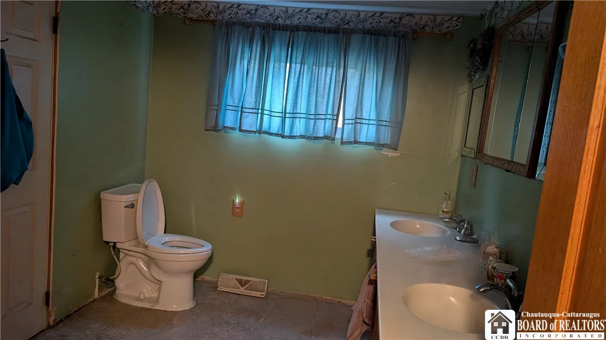 8860 Belson Road, Westfield, New York 14775, Westfield, New York 14775, 3 Bedrooms Bedrooms, 8 Rooms Rooms,2 BathroomsBathrooms,Residential,For Sale,8860 Belson Road, Westfield, New York 14775,0,R1648131