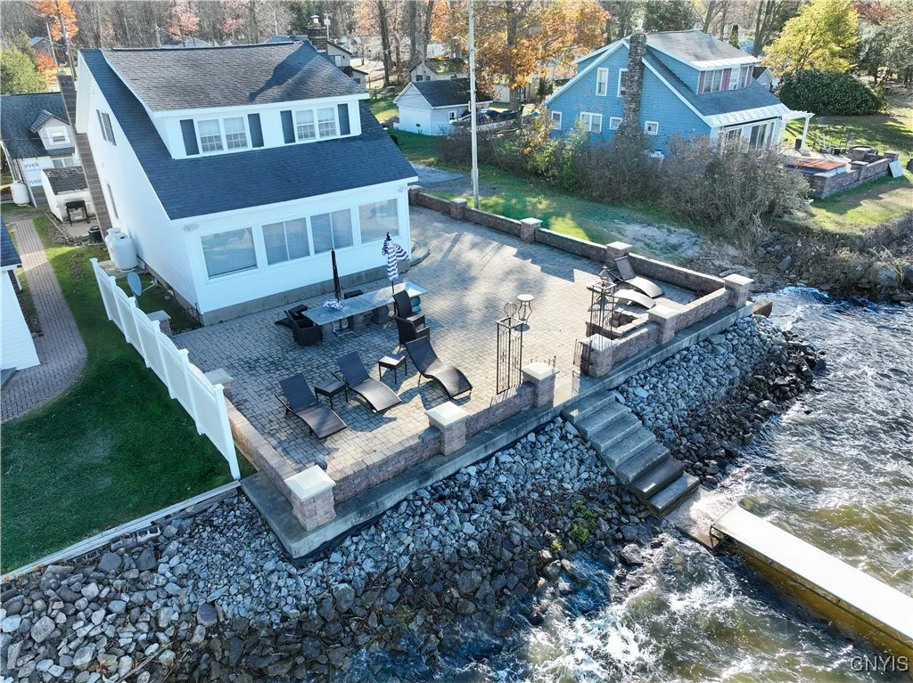 1 27th Avenue, Vienna, New York 13157, Vienna, New York 13157, 4 Bedrooms Bedrooms, 8 Rooms Rooms,1 BathroomBathrooms,Residential,For Sale,1 27th Avenue, Vienna, New York 13157,0,S1647146