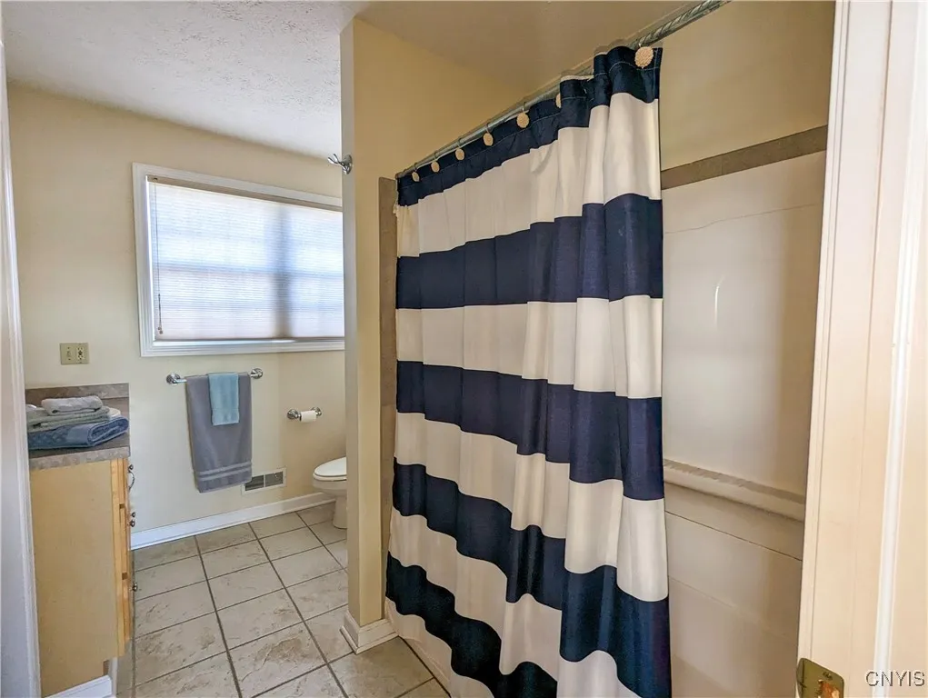 1 27th Avenue, Vienna, New York 13157, Vienna, New York 13157, 4 Bedrooms Bedrooms, 8 Rooms Rooms,1 BathroomBathrooms,Residential,For Sale,1 27th Avenue, Vienna, New York 13157,0,S1647146