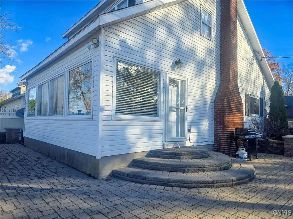 1 27th Avenue, Vienna, New York 13157, Vienna, New York 13157, 4 Bedrooms Bedrooms, 8 Rooms Rooms,1 BathroomBathrooms,Residential,For Sale,1 27th Avenue, Vienna, New York 13157,0,S1647146