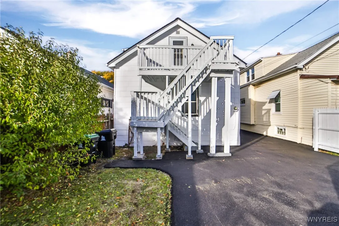 176 Lasalle Avenue, Tonawanda, New York 14217, Tonawanda, New York 14217, 4 Bedrooms Bedrooms, 8 Rooms Rooms,2 BathroomsBathrooms,Residential,For Sale,176 Lasalle Avenue, Tonawanda, New York 14217,0,B1649248