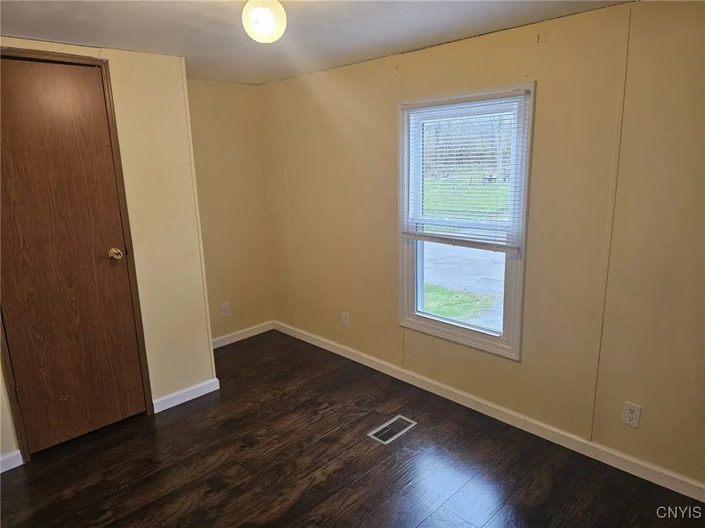 210 Henderson Lane, Brutus, New York 13166, Brutus, New York 13166, 3 Bedrooms Bedrooms, 7 Rooms Rooms,2 BathroomsBathrooms,Residential,For Sale,210 Henderson Lane, Brutus, New York 13166,0,S1649272