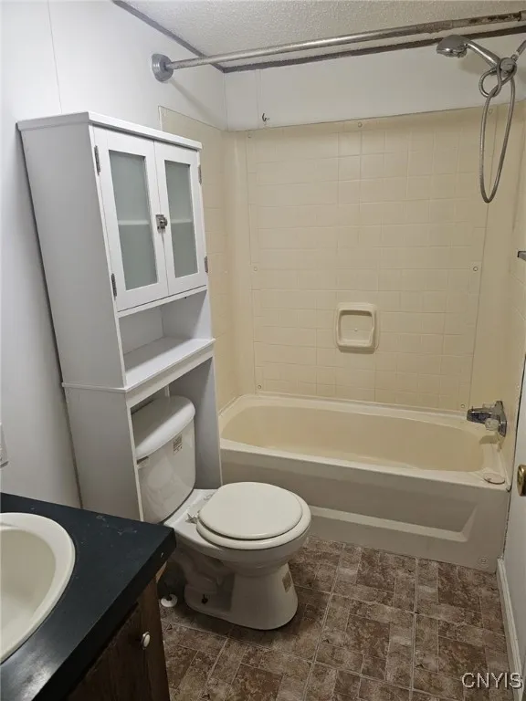 210 Henderson Lane, Brutus, New York 13166, Brutus, New York 13166, 3 Bedrooms Bedrooms, 7 Rooms Rooms,2 BathroomsBathrooms,Residential,For Sale,210 Henderson Lane, Brutus, New York 13166,0,S1649272