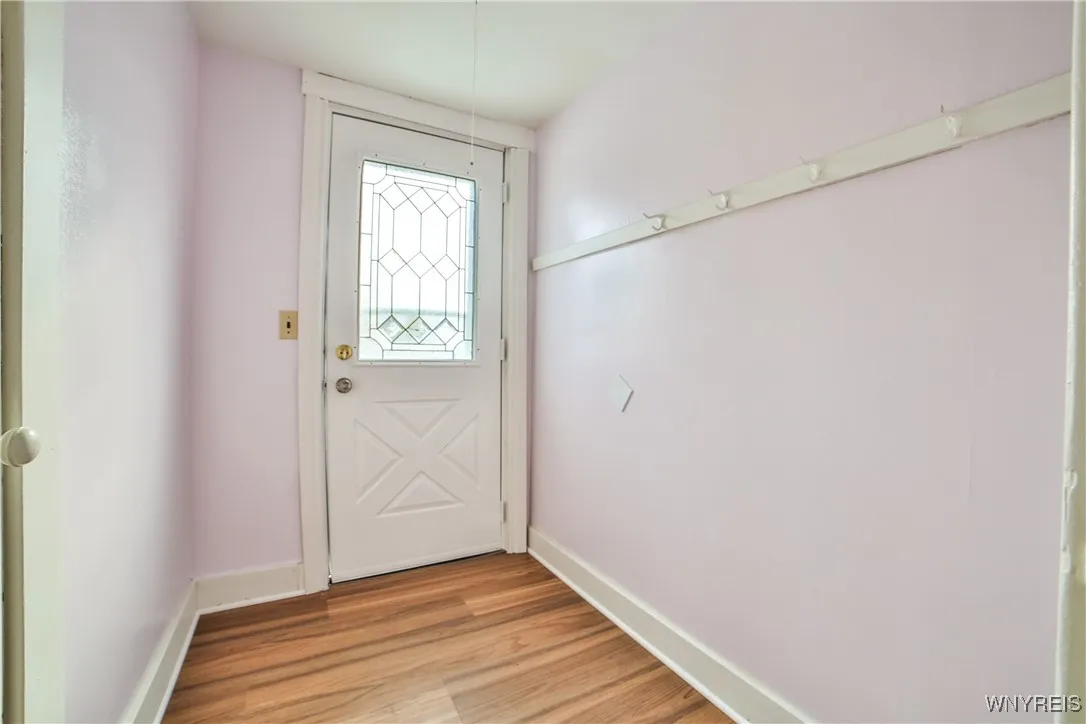 176 Lasalle Avenue, Tonawanda, New York 14217, Tonawanda, New York 14217, 4 Bedrooms Bedrooms, ,2 BathroomsBathrooms,Residential,For Sale,176 Lasalle Avenue, Tonawanda, New York 14217,0,B1649258