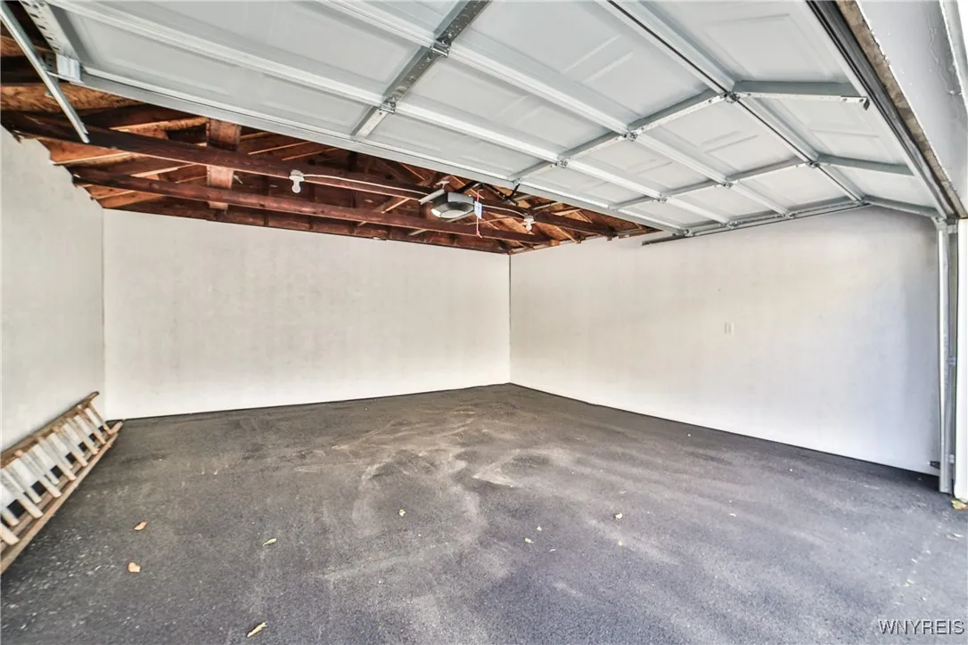 176 Lasalle Avenue, Tonawanda, New York 14217, Tonawanda, New York 14217, 4 Bedrooms Bedrooms, ,2 BathroomsBathrooms,Residential,For Sale,176 Lasalle Avenue, Tonawanda, New York 14217,0,B1649258