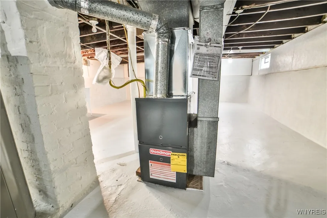 176 Lasalle Avenue, Tonawanda, New York 14217, Tonawanda, New York 14217, 4 Bedrooms Bedrooms, ,2 BathroomsBathrooms,Residential,For Sale,176 Lasalle Avenue, Tonawanda, New York 14217,0,B1649258