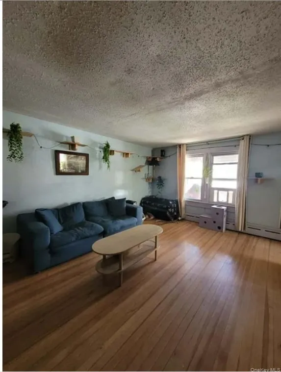 104 Main Street, Rockland, New York 12758, Rockland, New York 12758, 3 Bedrooms Bedrooms, 8 Rooms Rooms,2 BathroomsBathrooms,Residential,For Sale,104 Main Street, Rockland, New York 12758,0,R1649397