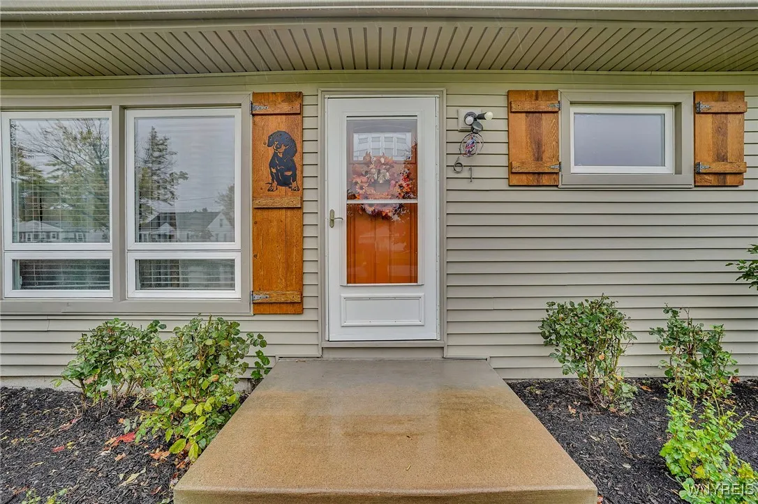 61 Mitchell Drive, Tonawanda, New York 14150, Tonawanda, New York 14150, 3 Bedrooms Bedrooms, 6 Rooms Rooms,1 BathroomBathrooms,Residential,For Sale,61 Mitchell Drive, Tonawanda, New York 14150,0,B1647425