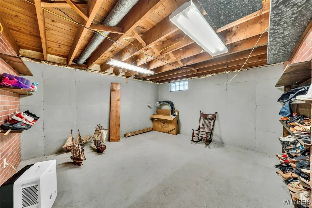 61 Mitchell Drive, Tonawanda, New York 14150, Tonawanda, New York 14150, 3 Bedrooms Bedrooms, 6 Rooms Rooms,1 BathroomBathrooms,Residential,For Sale,61 Mitchell Drive, Tonawanda, New York 14150,0,B1647425