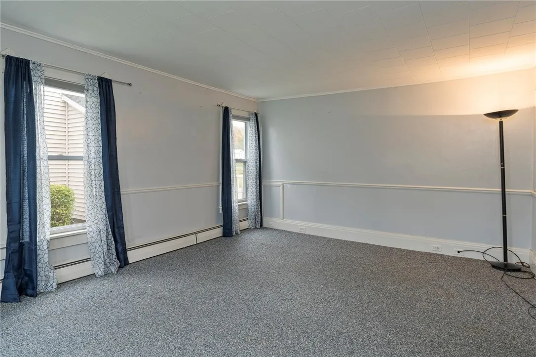 22 Franklin Street, Phelps, New York 14532, Phelps, New York 14532, 3 Bedrooms Bedrooms, 7 Rooms Rooms,1 BathroomBathrooms,Residential,For Sale,22 Franklin Street, Phelps, New York 14532,0,R1649398