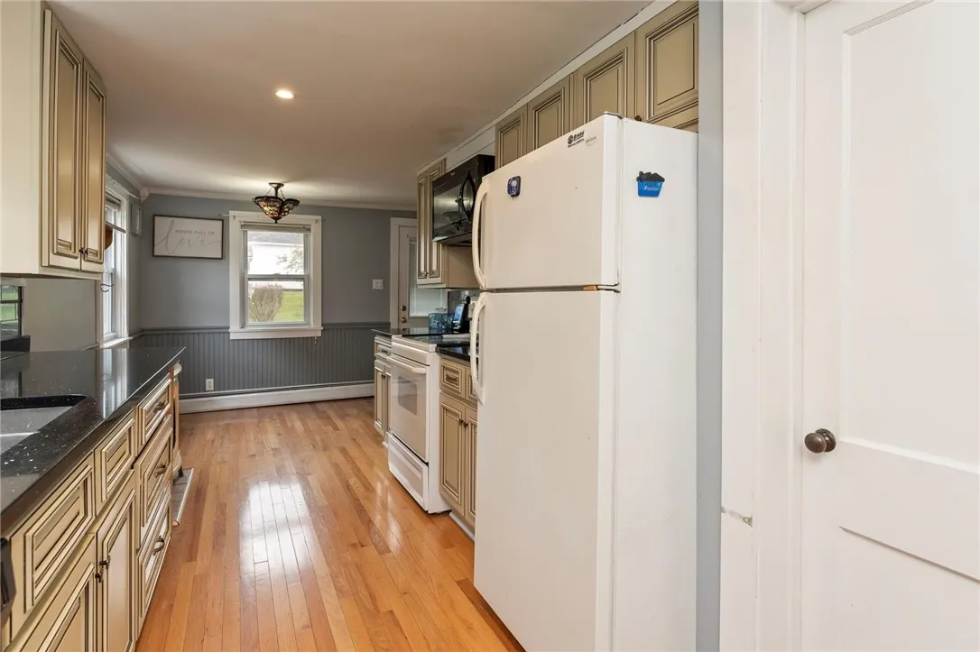 22 Franklin Street, Phelps, New York 14532, Phelps, New York 14532, 3 Bedrooms Bedrooms, 7 Rooms Rooms,1 BathroomBathrooms,Residential,For Sale,22 Franklin Street, Phelps, New York 14532,0,R1649398