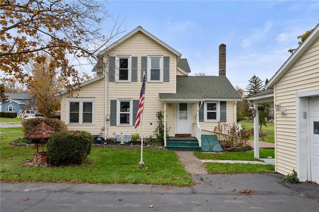 22 Franklin Street, Phelps, New York 14532, Phelps, New York 14532, 3 Bedrooms Bedrooms, 7 Rooms Rooms,1 BathroomBathrooms,Residential,For Sale,22 Franklin Street, Phelps, New York 14532,0,R1649398