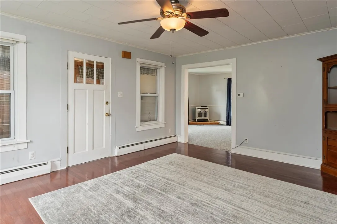 22 Franklin Street, Phelps, New York 14532, Phelps, New York 14532, 3 Bedrooms Bedrooms, 7 Rooms Rooms,1 BathroomBathrooms,Residential,For Sale,22 Franklin Street, Phelps, New York 14532,0,R1649398