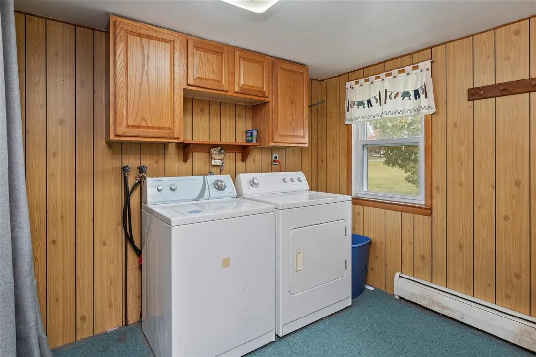 22 Franklin Street, Phelps, New York 14532, Phelps, New York 14532, 3 Bedrooms Bedrooms, 7 Rooms Rooms,1 BathroomBathrooms,Residential,For Sale,22 Franklin Street, Phelps, New York 14532,0,R1649398