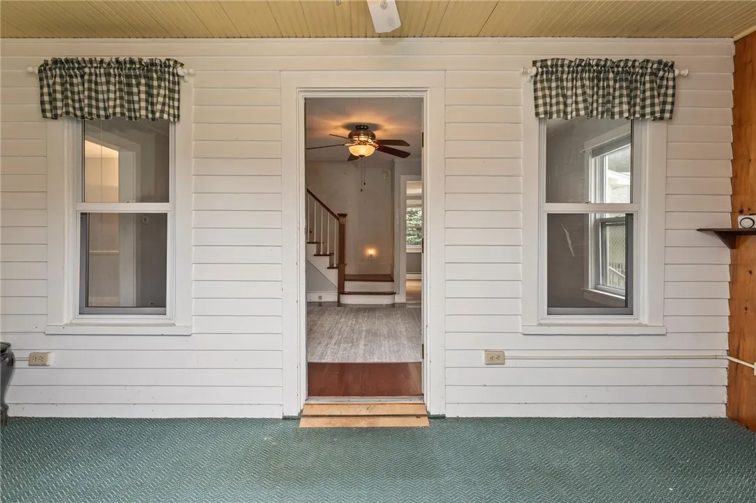 22 Franklin Street, Phelps, New York 14532, Phelps, New York 14532, 3 Bedrooms Bedrooms, 7 Rooms Rooms,1 BathroomBathrooms,Residential,For Sale,22 Franklin Street, Phelps, New York 14532,0,R1649398