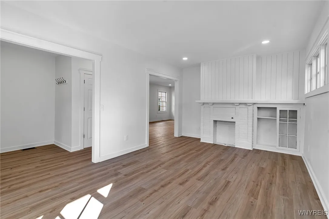 236 Brunswick Boulevard, Buffalo, New York 14208, Buffalo, New York 14208, 5 Bedrooms Bedrooms, ,2 BathroomsBathrooms,Residential,For Sale,236 Brunswick Boulevard, Buffalo, New York 14208,0,B1645596