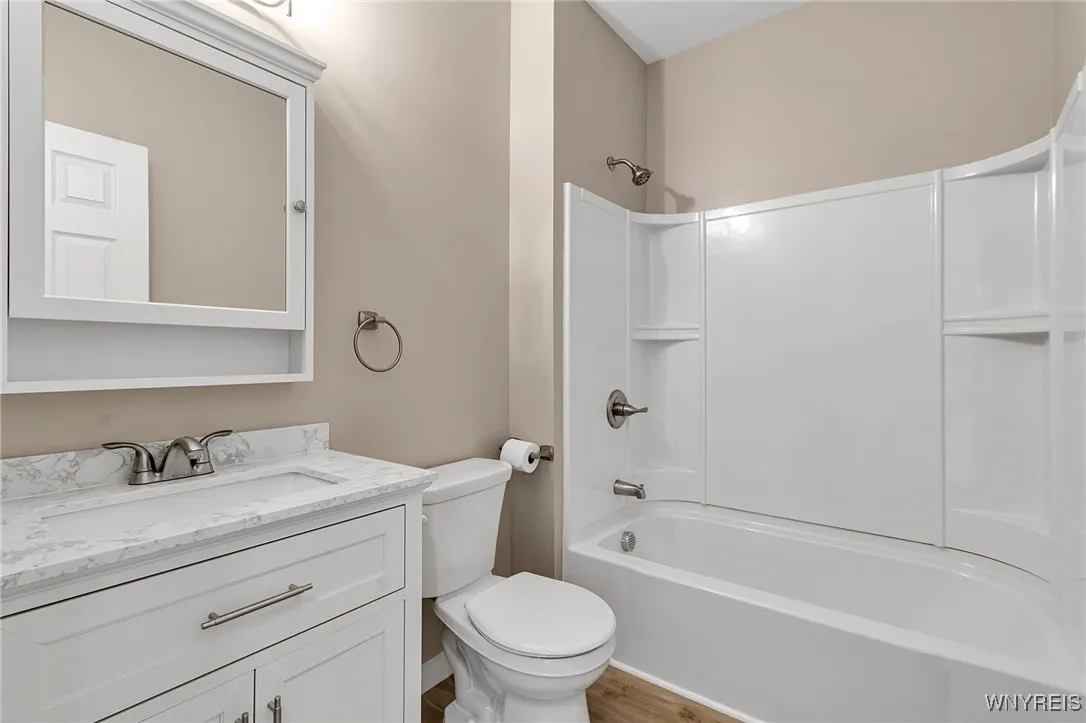 236 Brunswick Boulevard, Buffalo, New York 14208, Buffalo, New York 14208, 5 Bedrooms Bedrooms, ,2 BathroomsBathrooms,Residential,For Sale,236 Brunswick Boulevard, Buffalo, New York 14208,0,B1645596