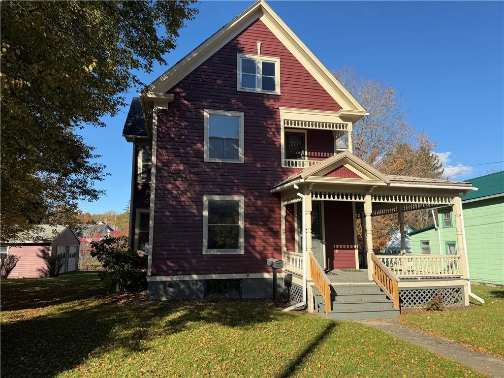 122 West William Street, Bath, New York 14810, Bath, New York 14810, 3 Bedrooms Bedrooms, 10 Rooms Rooms,2 BathroomsBathrooms,Residential,For Sale,122 West William Street, Bath, New York 14810,0,R1649300