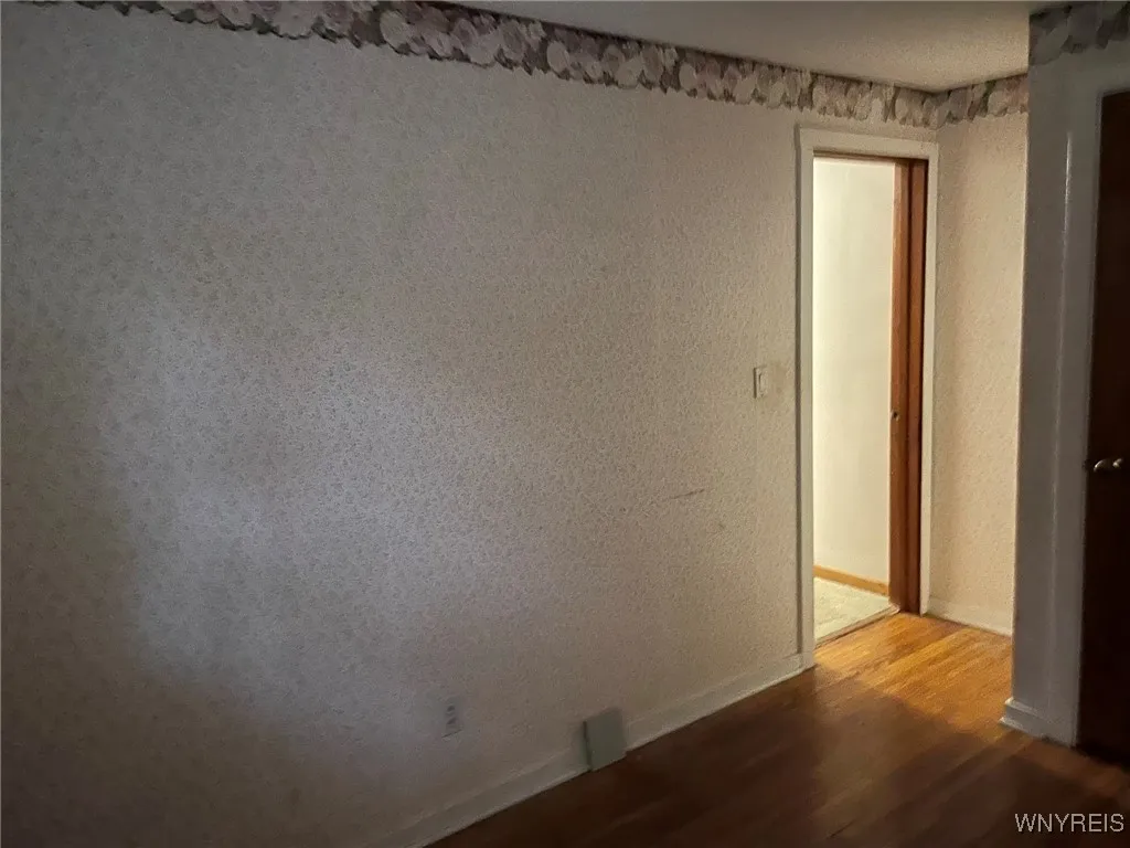 2141 Billington Road, Elma, New York 14052, Elma, New York 14052, 3 Bedrooms Bedrooms, 7 Rooms Rooms,1 BathroomBathrooms,Residential,For Sale,2141 Billington Road, Elma, New York 14052,0,B1649391