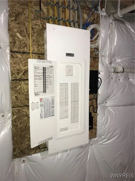 902 Carriage Lane, West Seneca, New York 14224, West Seneca, New York 14224, 2 Bedrooms Bedrooms, 6 Rooms Rooms,1 BathroomBathrooms,Residential,For Sale,902 Carriage Lane, West Seneca, New York 14224,0,B1649337