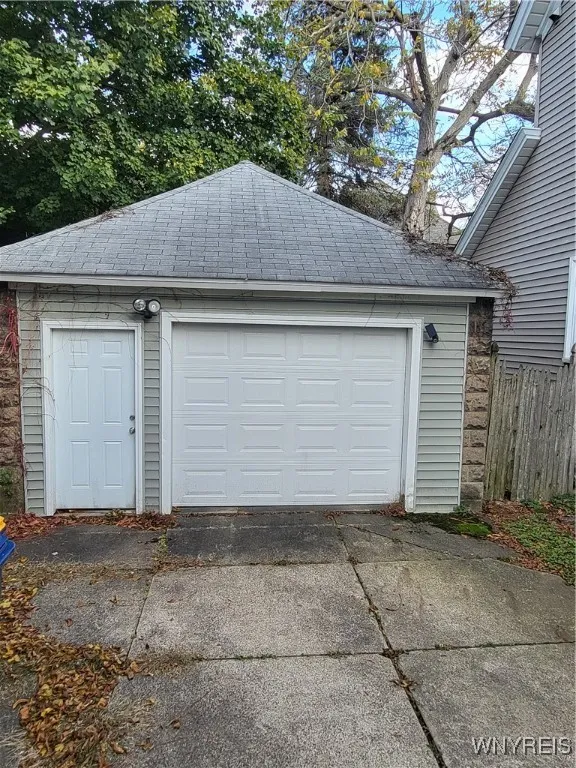 56 Harvey Avenue, Lockport City, New York 14094, Lockport City, New York 14094, 3 Bedrooms Bedrooms, 7 Rooms Rooms,1 BathroomBathrooms,Residential,For Sale,56 Harvey Avenue, Lockport City, New York 14094,0,B1648591