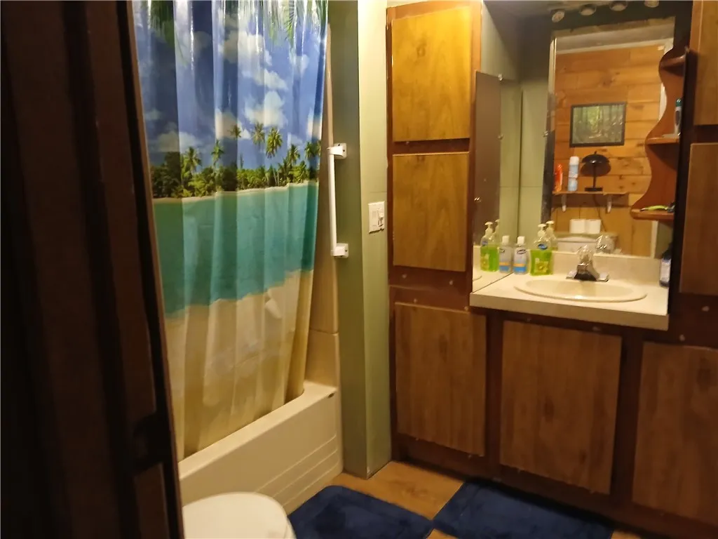 193 Tupper Way, Manchester, New York 14504, Manchester, New York 14504, 1 Bedroom Bedrooms, 4 Rooms Rooms,1 BathroomBathrooms,Residential,For Sale,193 Tupper Way, Manchester, New York 14504,0,R1649140