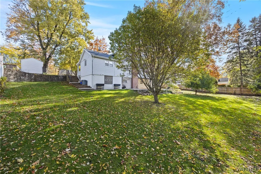 Large Fenced Back Yard