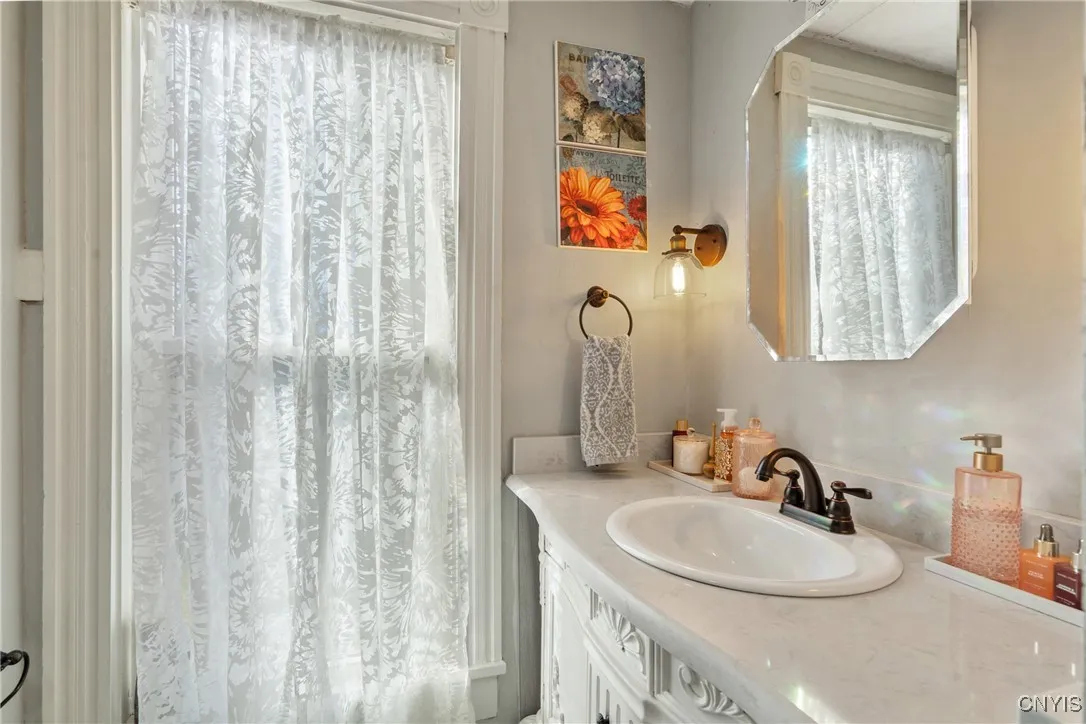 328 East Main Street, Brownville, New York 13615, Brownville, New York 13615, 4 Bedrooms Bedrooms, 10 Rooms Rooms,2 BathroomsBathrooms,Residential,For Sale,328 East Main Street, Brownville, New York 13615,0,S1647102