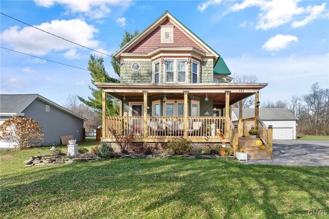 328 East Main Street, Brownville, New York 13615, Brownville, New York 13615, 4 Bedrooms Bedrooms, 10 Rooms Rooms,2 BathroomsBathrooms,Residential,For Sale,328 East Main Street, Brownville, New York 13615,0,S1647102