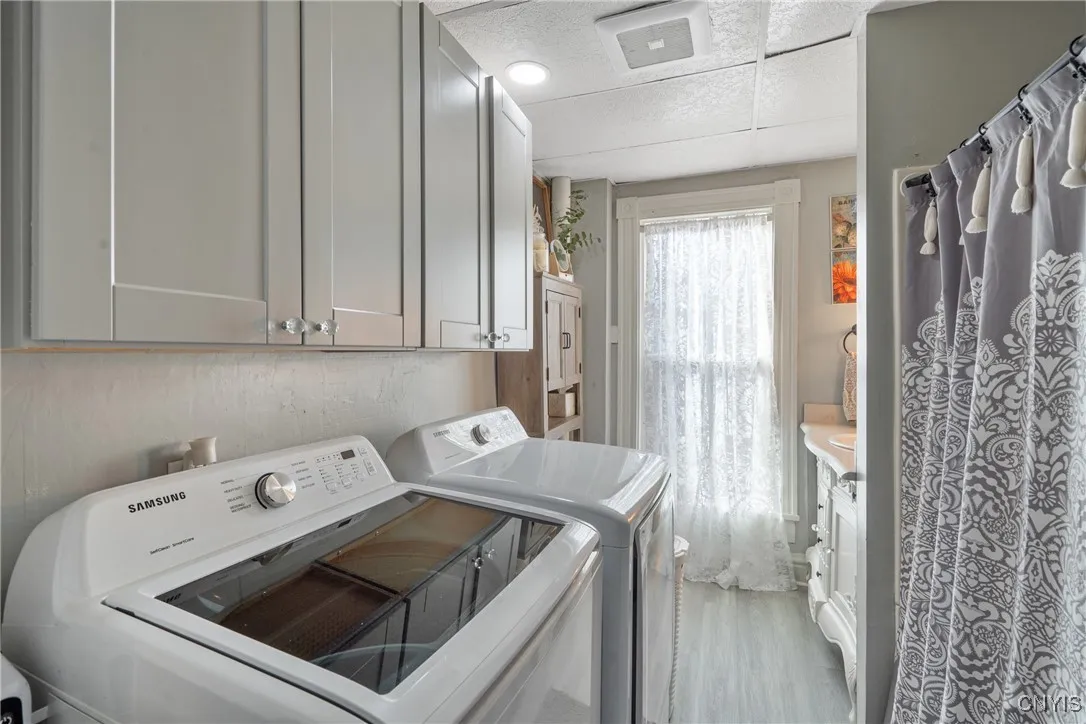 328 East Main Street, Brownville, New York 13615, Brownville, New York 13615, 4 Bedrooms Bedrooms, 10 Rooms Rooms,2 BathroomsBathrooms,Residential,For Sale,328 East Main Street, Brownville, New York 13615,0,S1647102