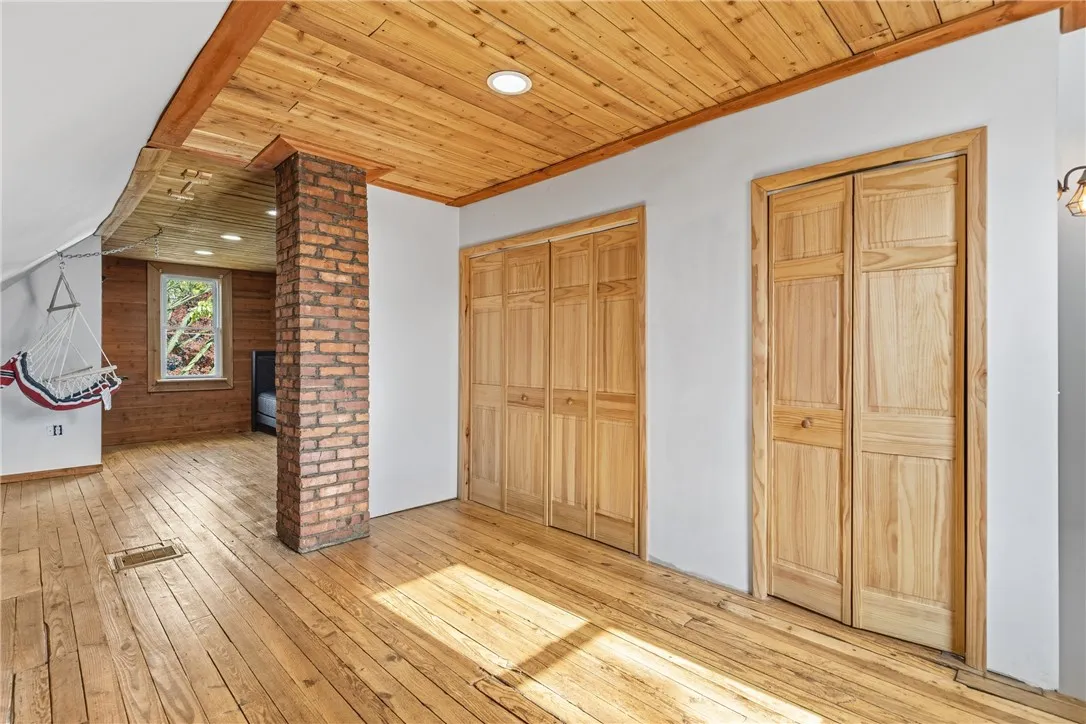 51 Sayne Street, Rochester, New York 14621, Rochester, New York 14621, 2 Bedrooms Bedrooms, 5 Rooms Rooms,1 BathroomBathrooms,Residential,For Sale,51 Sayne Street, Rochester, New York 14621,0,R1649221