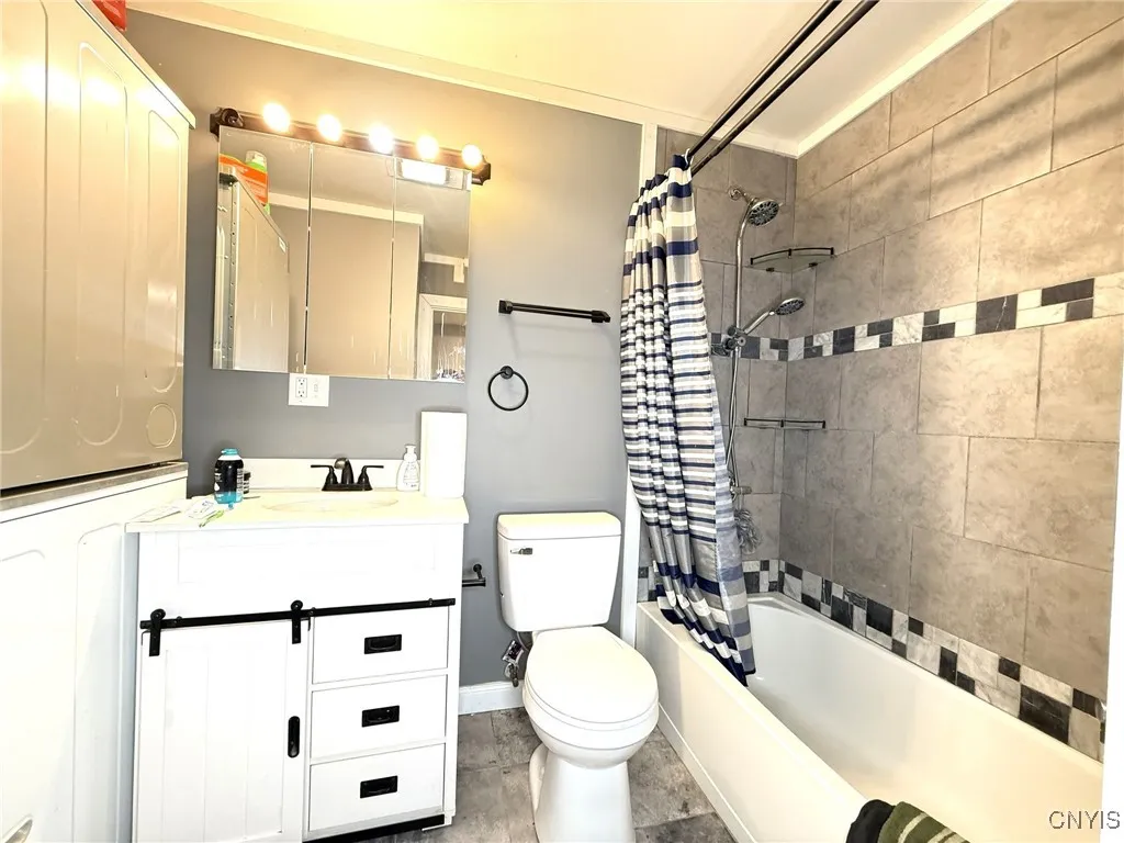 7926 Rinaldo Boulevard N, Cicero, New York 13030, Cicero, New York 13030, 3 Bedrooms Bedrooms, 6 Rooms Rooms,1 BathroomBathrooms,Residential,For Sale,7926 Rinaldo Boulevard N, Cicero, New York 13030,0,S1648691