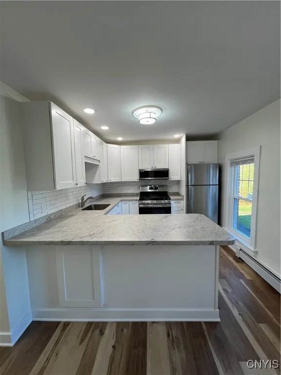 45 East Oneida Street 2, Lysander, New York 13027, Lysander, New York 13027, 2 Bedrooms Bedrooms, 6 Rooms Rooms,1 BathroomBathrooms,Residential Lease,For Rent,45 East Oneida Street 2, Lysander, New York 13027,0,S1648885