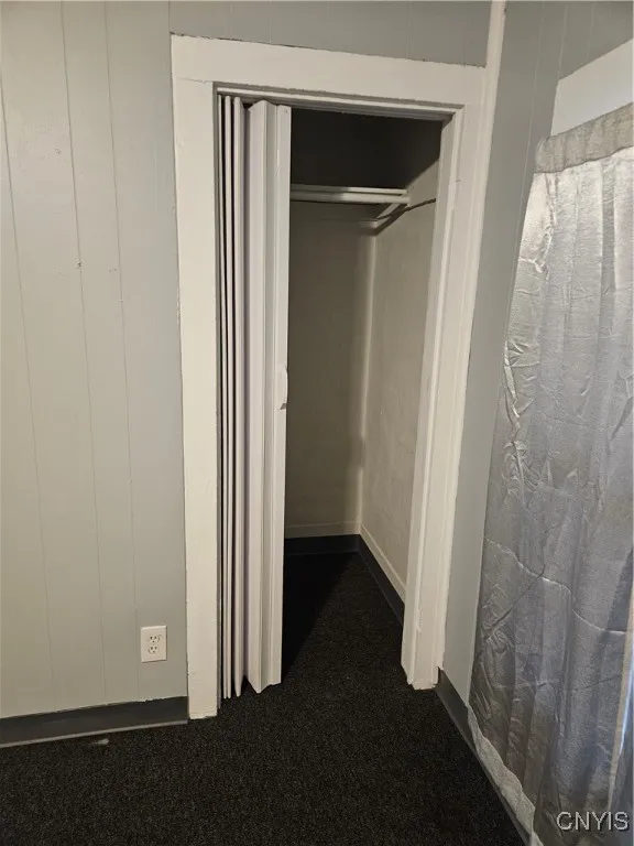 233 Lakeview Avenue, Syracuse, New York 13204, Syracuse, New York 13204, 6 Bedrooms Bedrooms, ,2 BathroomsBathrooms,Residential,For Sale,233 Lakeview Avenue, Syracuse, New York 13204,0,S1649390