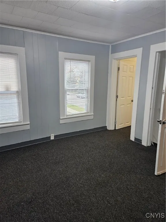 233 Lakeview Avenue, Syracuse, New York 13204, Syracuse, New York 13204, 6 Bedrooms Bedrooms, ,2 BathroomsBathrooms,Residential,For Sale,233 Lakeview Avenue, Syracuse, New York 13204,0,S1649390