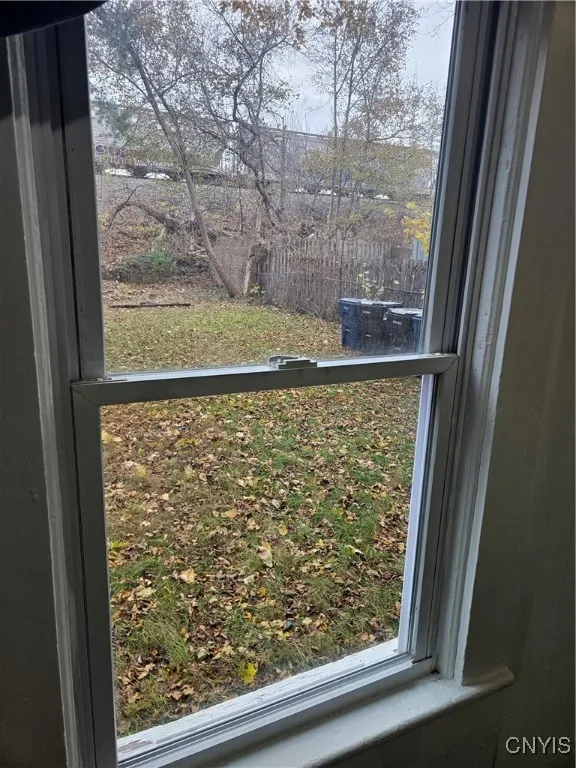 233 Lakeview Avenue, Syracuse, New York 13204, Syracuse, New York 13204, 6 Bedrooms Bedrooms, ,2 BathroomsBathrooms,Residential,For Sale,233 Lakeview Avenue, Syracuse, New York 13204,0,S1649390