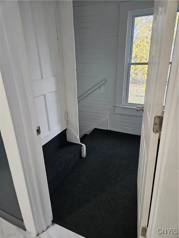 233 Lakeview Avenue, Syracuse, New York 13204, Syracuse, New York 13204, 6 Bedrooms Bedrooms, ,2 BathroomsBathrooms,Residential,For Sale,233 Lakeview Avenue, Syracuse, New York 13204,0,S1649390