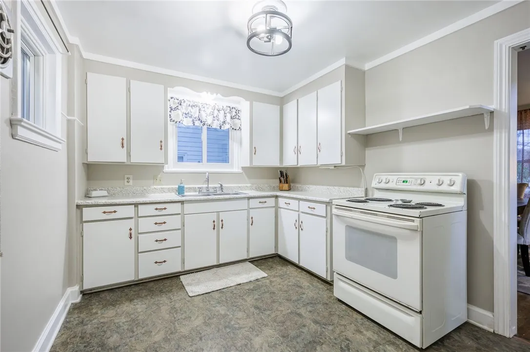 2271 Westfall Road, Brighton, New York 14618, Brighton, New York 14618, 3 Bedrooms Bedrooms, 5 Rooms Rooms,1 BathroomBathrooms,Residential,For Sale,2271 Westfall Road, Brighton, New York 14618,0,R1646375