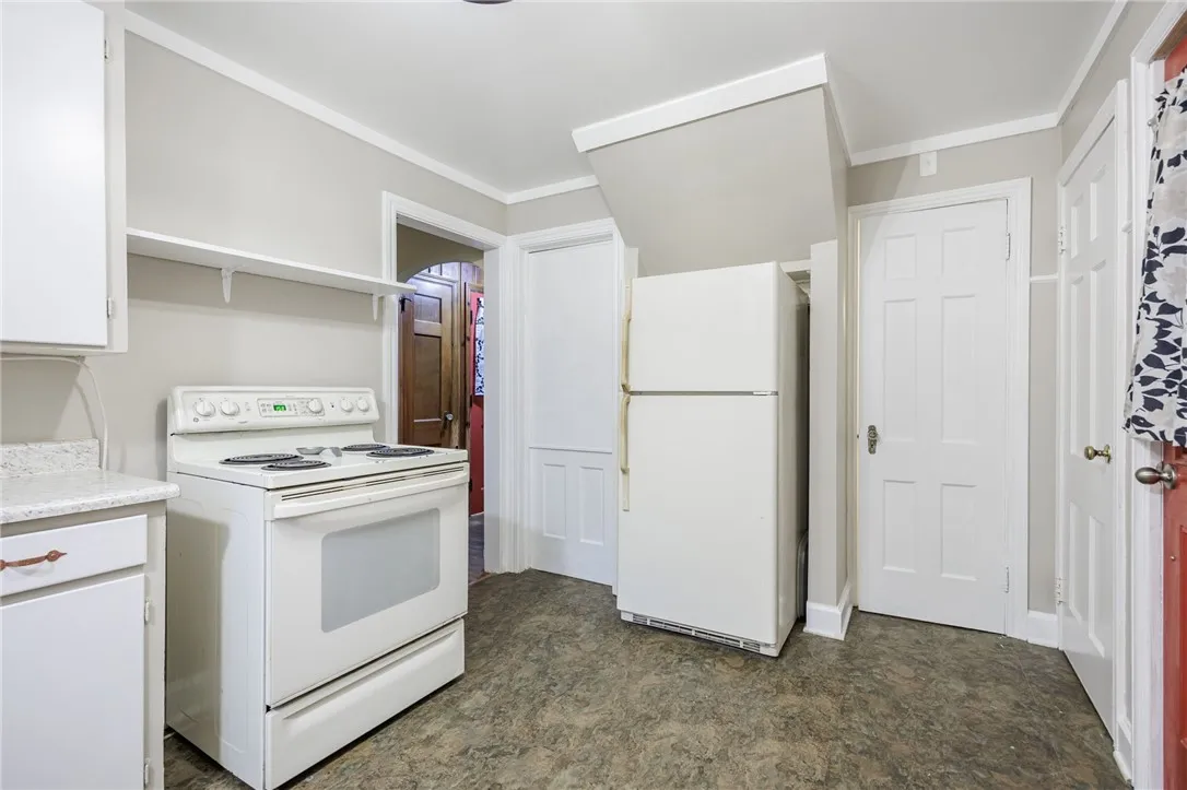 2271 Westfall Road, Brighton, New York 14618, Brighton, New York 14618, 3 Bedrooms Bedrooms, 5 Rooms Rooms,1 BathroomBathrooms,Residential,For Sale,2271 Westfall Road, Brighton, New York 14618,0,R1646375