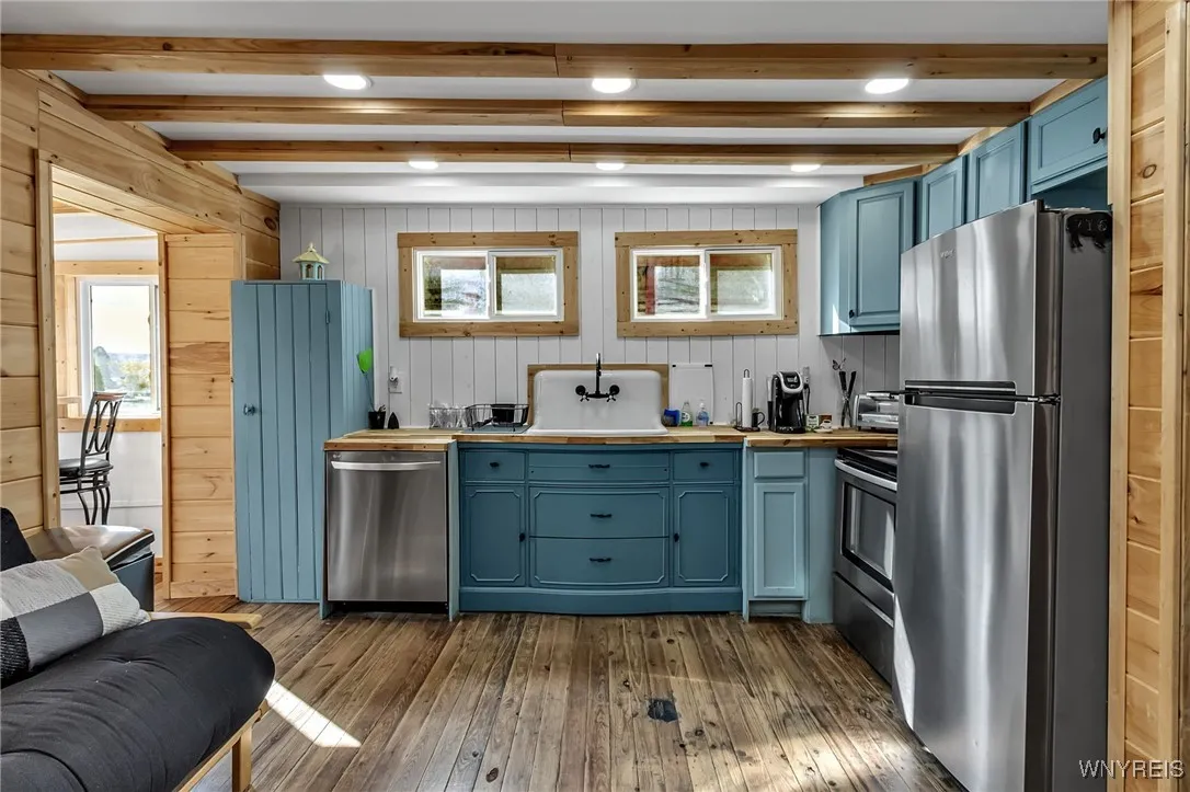 358 Lakeview Boulevard, Machias, New York 14042, Machias, New York 14042, 2 Bedrooms Bedrooms, 5 Rooms Rooms,2 BathroomsBathrooms,Residential,For Sale,358 Lakeview Boulevard, Machias, New York 14042,0,B1648516