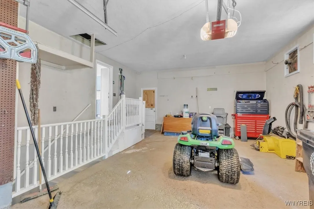5252 William Street, Lancaster, New York 14086, Lancaster, New York 14086, 3 Bedrooms Bedrooms, 5 Rooms Rooms,2 BathroomsBathrooms,Residential,For Sale,5252 William Street, Lancaster, New York 14086,0,B1648766