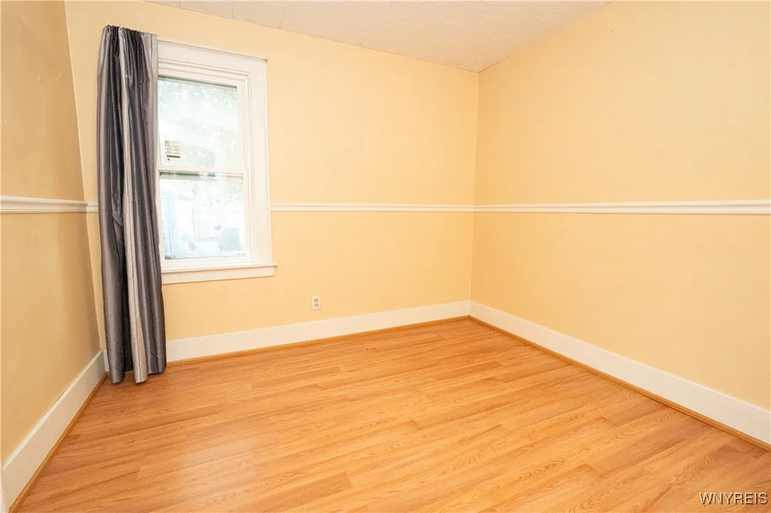 81 Melrose Street, Buffalo, New York 14220, Buffalo, New York 14220, 4 Bedrooms Bedrooms, ,2 BathroomsBathrooms,Residential,For Sale,81 Melrose Street, Buffalo, New York 14220,0,B1649218