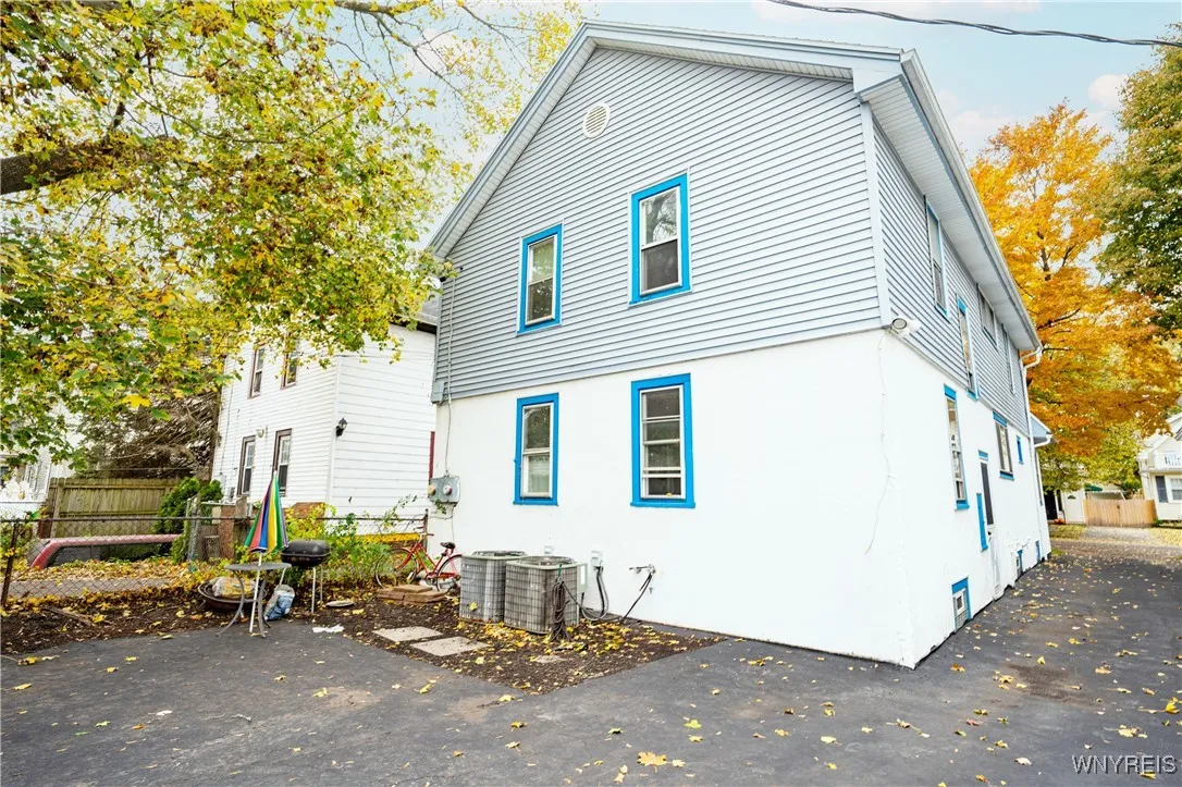 81 Melrose Street, Buffalo, New York 14220, Buffalo, New York 14220, 4 Bedrooms Bedrooms, ,2 BathroomsBathrooms,Residential,For Sale,81 Melrose Street, Buffalo, New York 14220,0,B1649218