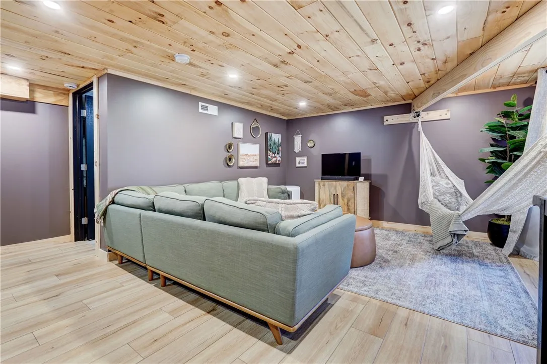 7047 Lawyer Road R 162, Naples, New York 14512, Naples, New York 14512, 3 Bedrooms Bedrooms, 6 Rooms Rooms,2 BathroomsBathrooms,Residential,For Sale,7047 Lawyer Road R 162, Naples, New York 14512,0,R1648922